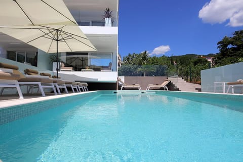 Day, Summer, Balcony/Terrace, On site, Garden view, Mountain view, Sea view, Swimming pool, Swimming pool, Quiet street view