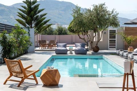 Patio, Day, Natural landscape, Garden, Garden view, Mountain view, Pool view, Swimming pool, sunbed
