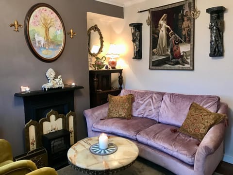 Glastonbury Rose Cottage House in Glastonbury