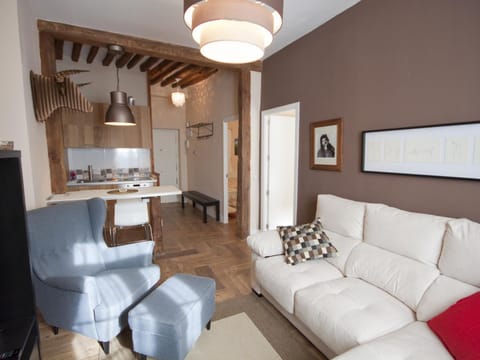 Kitchen or kitchenette, Living room