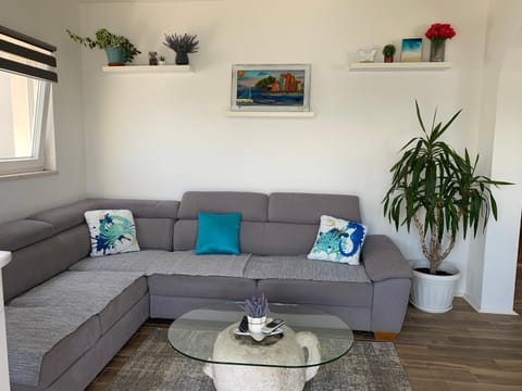 Sunce by the Sea House in Dubrovnik-Neretva County