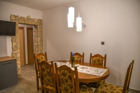 Sandra Apartment in Supetarska Draga