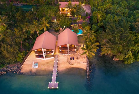 Property building, Bird's eye view, Beach