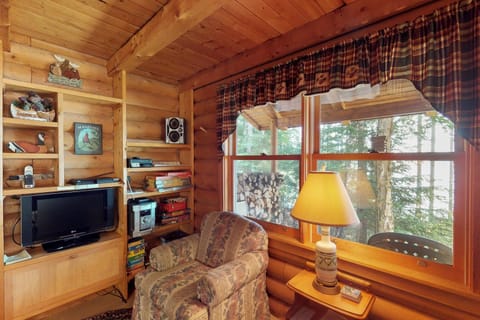 Perfect as a Picture House in Moosehead Lake