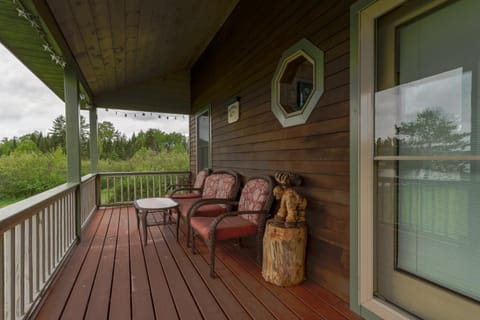 Moose Dance + Loon Song House in Moosehead Lake