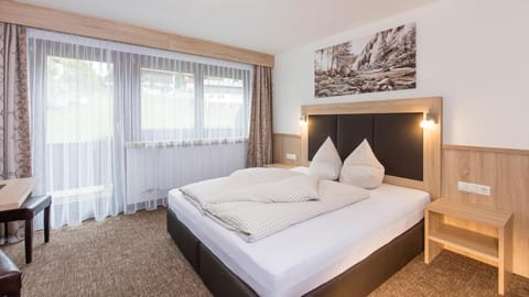 Gästehaus Emil Bed and Breakfast in Soelden