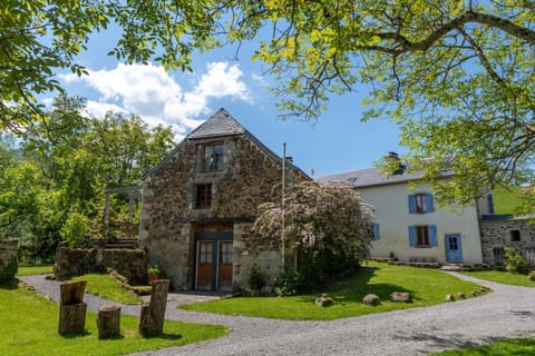 Property building, Natural landscape, Garden