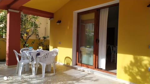 Appartamento La Caletta 500m dal mare Apartment in La Caletta