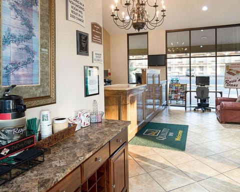 Lobby or reception, On site