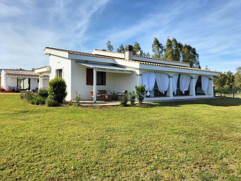Property building, Garden, Garden view
