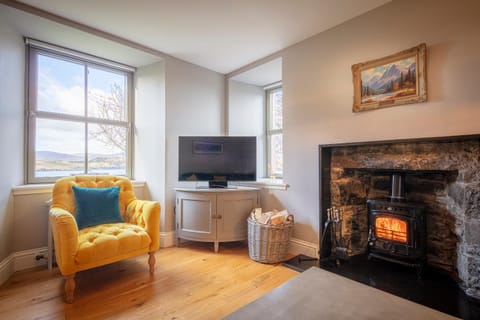 Dunvegan Castle Keepers Cottage House in Scotland