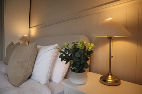 Harbourside Hotel Bed and Breakfast in England