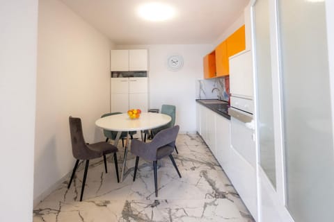 Sunny Apartment Octopus Apartment in Dubrovnik-Neretva County