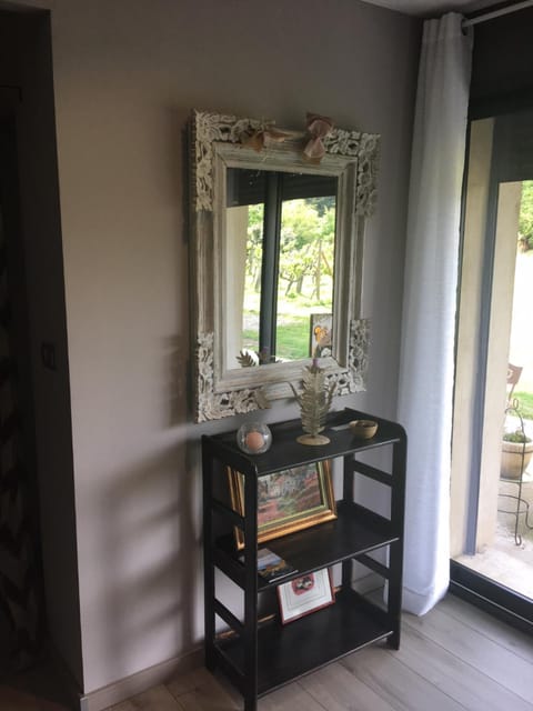 Safranière des Sorgues Country House in Le Thor