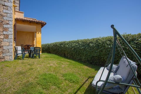 Patio, Garden, Garden view
