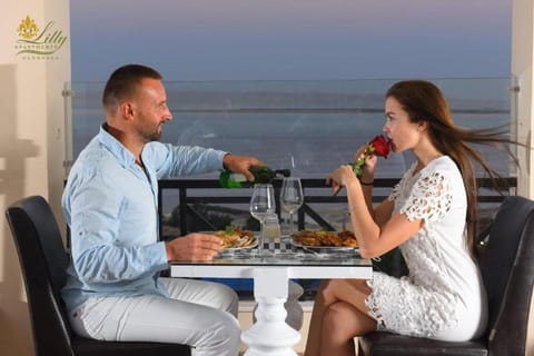 Sea view, VIP