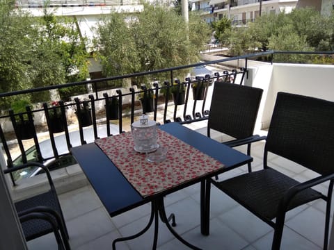 Gorginas Home Apartment in Nea Peramos