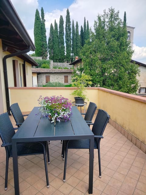 borgo antico Apartment in Lake Garda