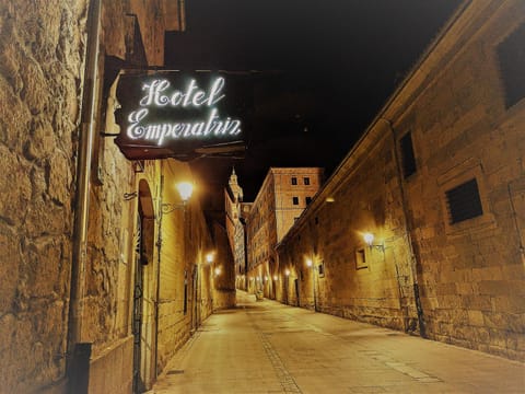 Facade/entrance, Property logo or sign