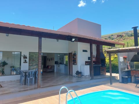 Temporada no Paraíso em Teresópolis House in State of Rio de Janeiro