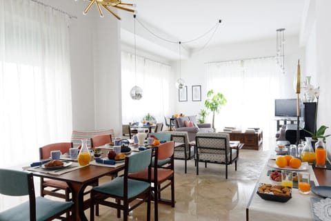 Communal lounge/ TV room
