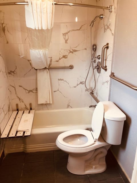 Berkshire Inn Motel in Pittsfield