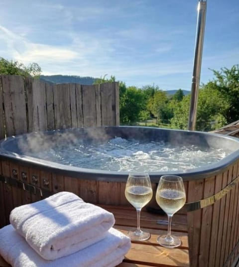 Hot Tub, Open Air Bath
