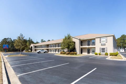 Property building, Day, Property logo or sign, On site, Time of day