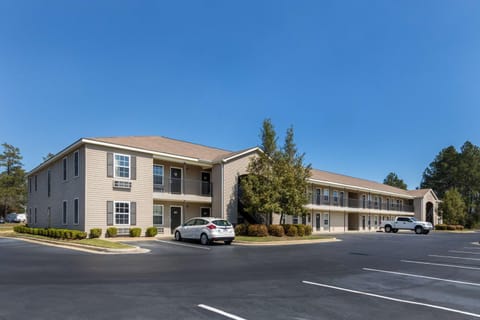 Property building, Day, On site, Time of day