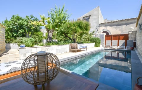 Pool view, Swimming pool, sunbed