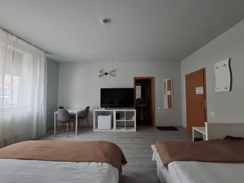 Bed, Photo of the whole room, Bedroom, air conditioner