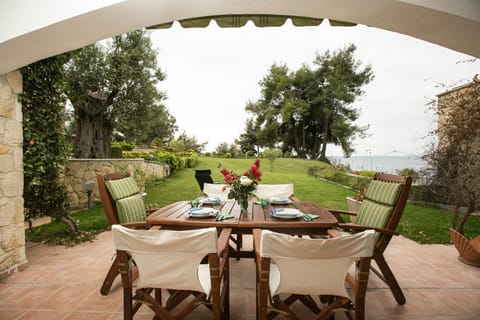 Blue Crab, Beachfront House in Kalandra #FeelsLikeHome House in Halkidiki