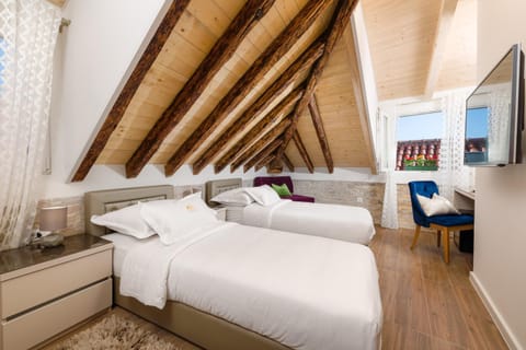 Agava Lux Rooms&Pool Bed and Breakfast in Split