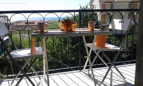 Appartamento Lauretta Apartment in Ceriale