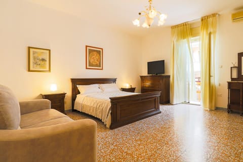 TV and multimedia, Bedroom