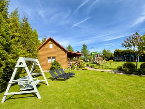 Property building, Day, Natural landscape, Garden, Garden view, sunbed