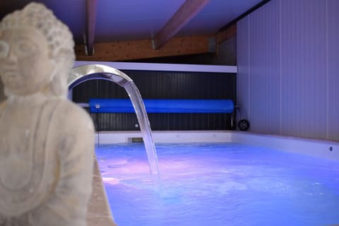 Gite 5 pers avec 2h espace bien-être privatisé inclus dans le prix de la nuit 80m2 de détente House in Brittany