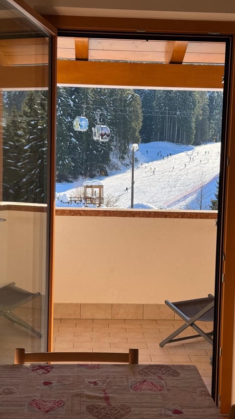 Landmark view, Landmark view, Mountain view, Mountain view