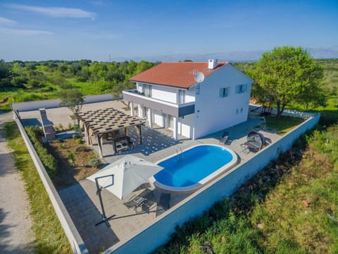 Four bedroom holiday home Horizon Villa in Zadar
