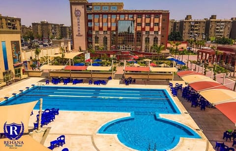 Pool view, Swimming pool, Swimming pool