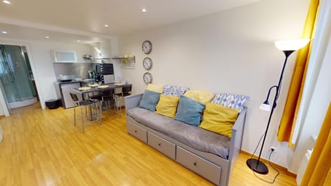 Kitchen or kitchenette, Living room, Dining area
