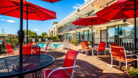 Property building, Pool view, Swimming pool