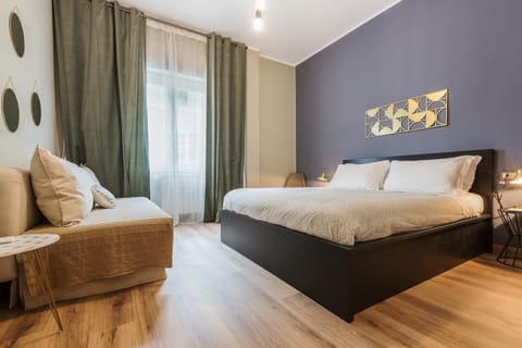 Bed, View (from property/room), Bedroom