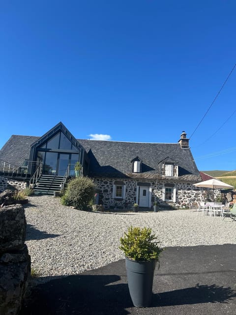 Property building, Balcony/Terrace