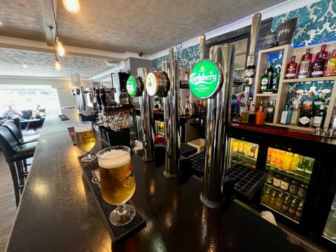 Property building, Lounge or bar