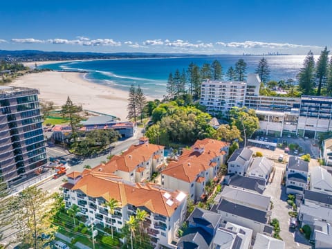Property building, Day, Neighbourhood, Bird's eye view, Beach, Sea view, Street view, Location