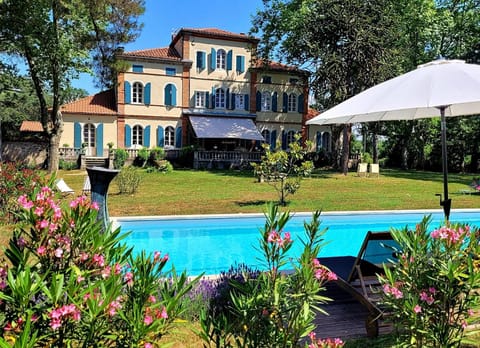 Property building, Day, Natural landscape, Garden, Garden view, Pool view, Swimming pool, sunbed