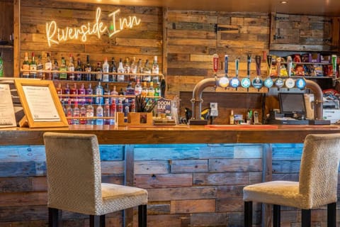 Lounge or bar, Food and drinks, Drinks