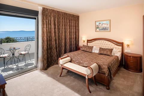 Bed, Photo of the whole room, Bedroom, Sea view