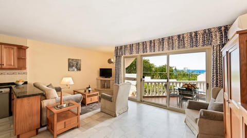 Balcony/Terrace, Living room